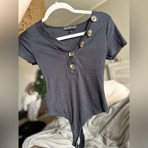 DEREK HEART- Black v-neck bodysuit